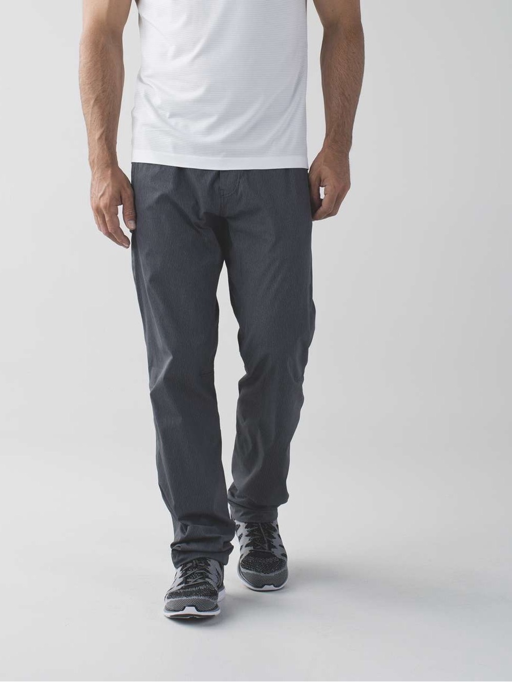 Lululemon Men’s Seawall Track Pant - sz L